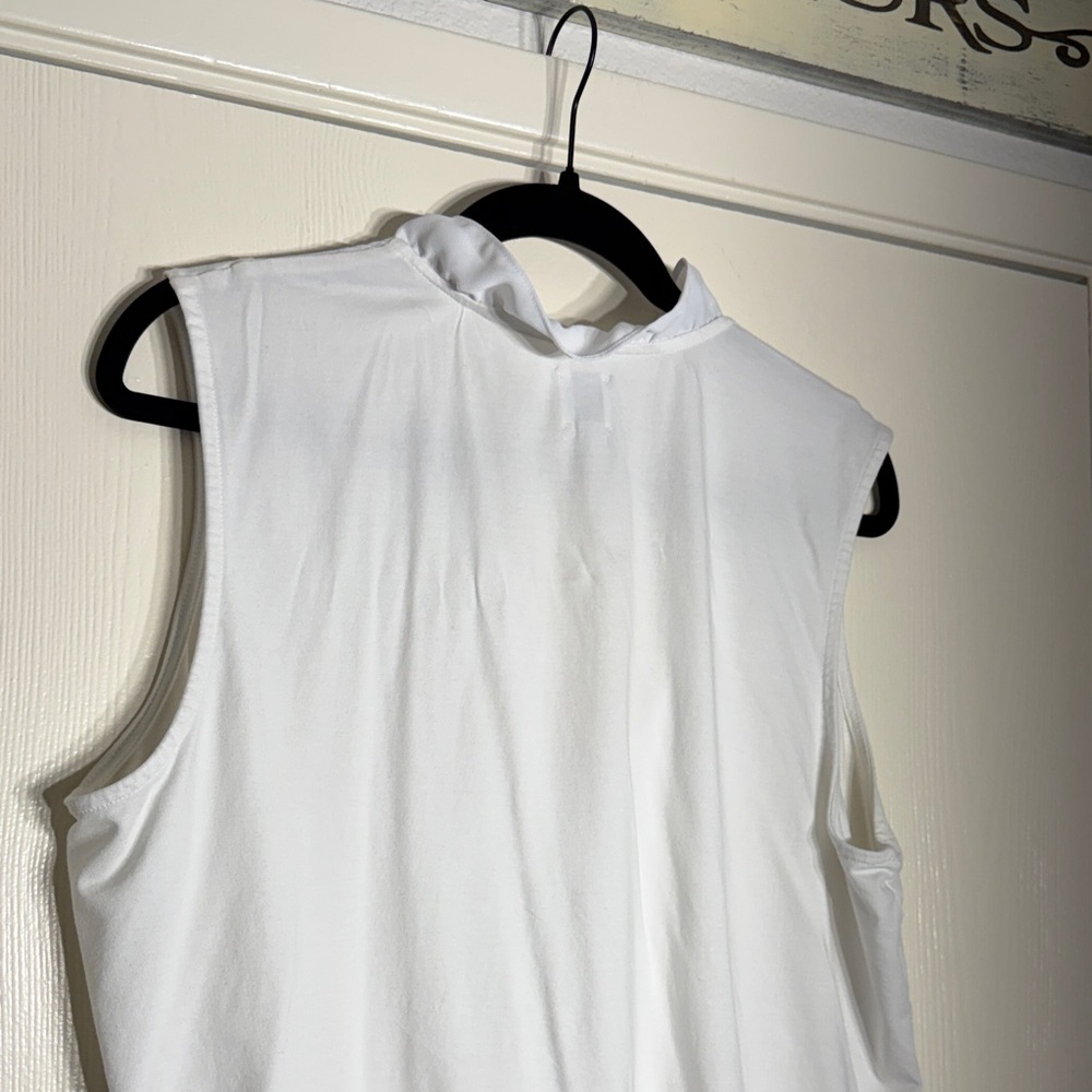 NIC+ZOE White Sleeveless Blouse - Picture 4 of 4